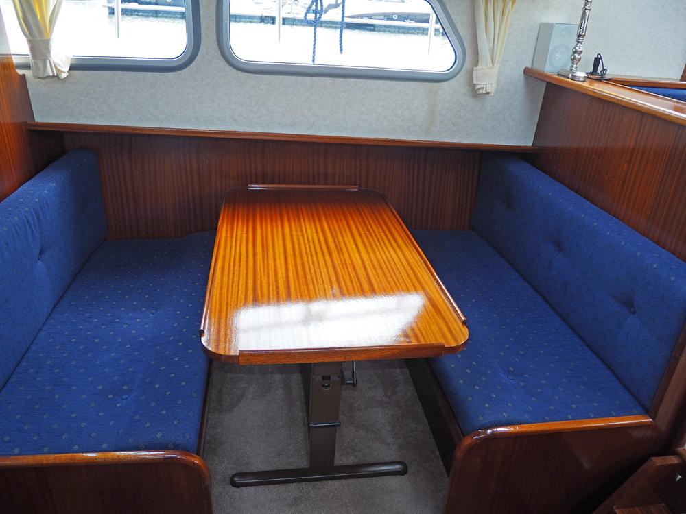 Cabin en avant, H&eacute;bergements